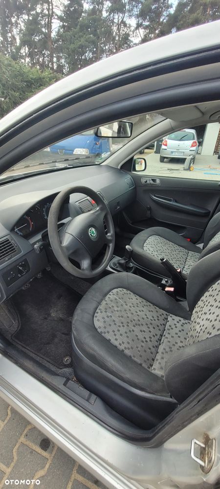 Skoda Fabia 1.4 16V Style Edition - 26
