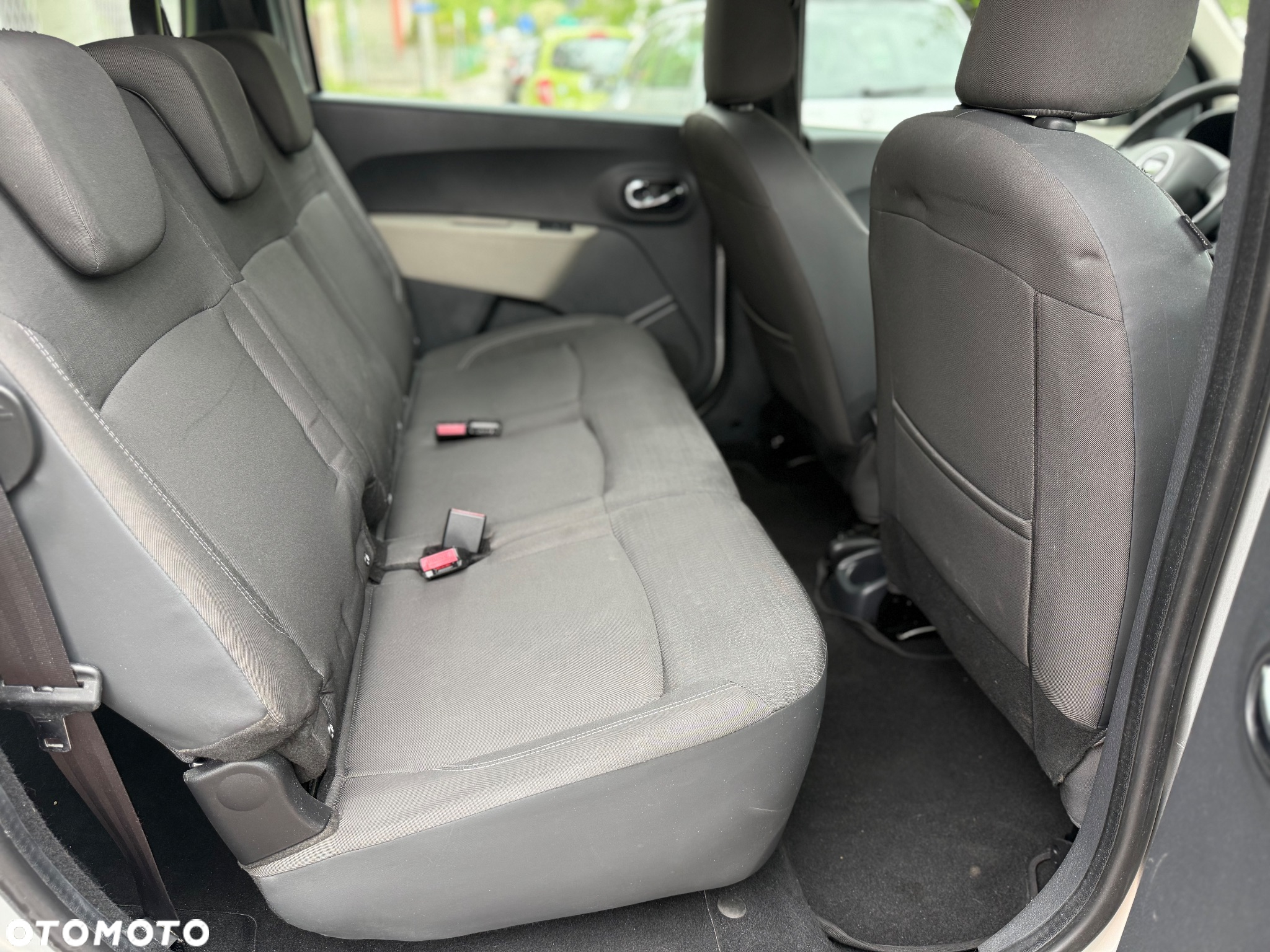 Dacia Lodgy 1.2 TCe Laureate - 12