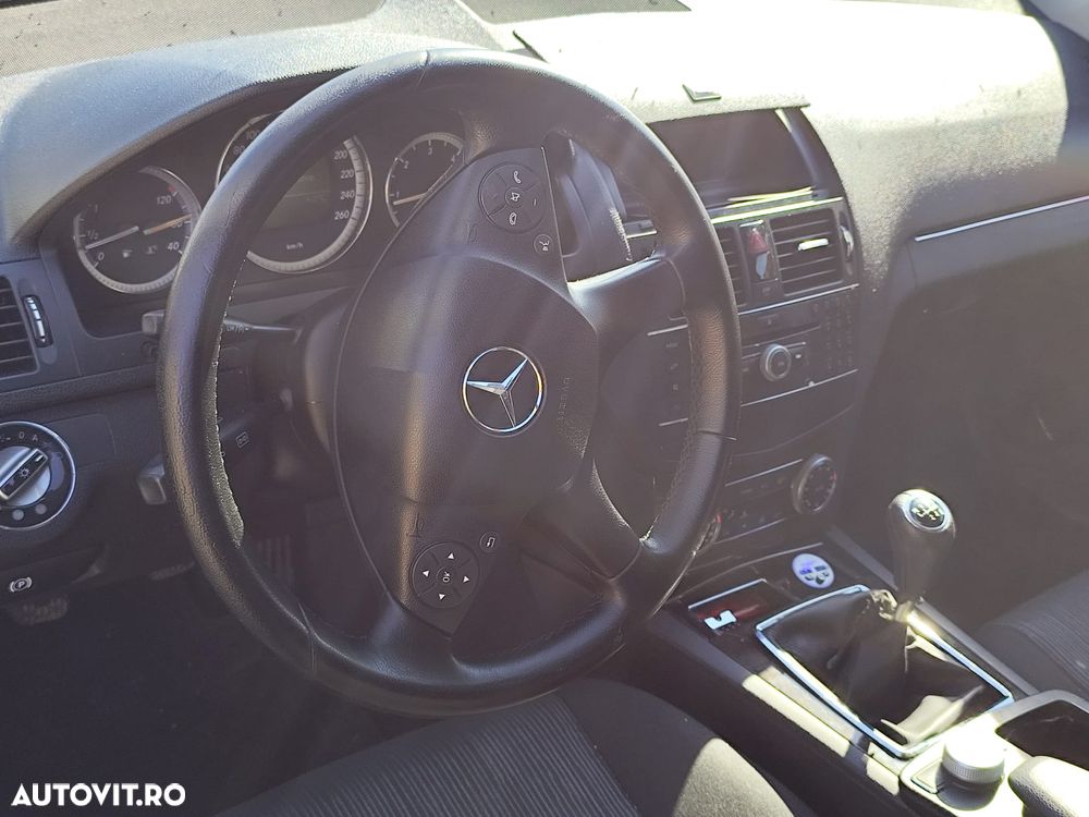 Mercedes-Benz C 220 CDI T-modell - 9
