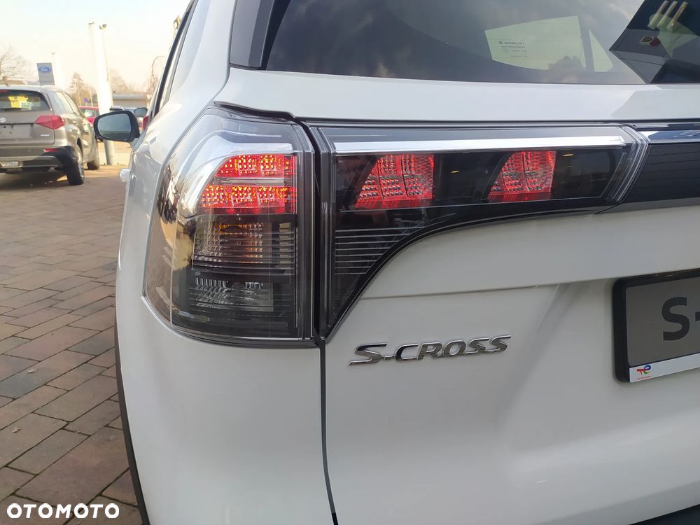 Suzuki S-Cross 1.4 BoosterJet mHEV Premium Plus SP - 12