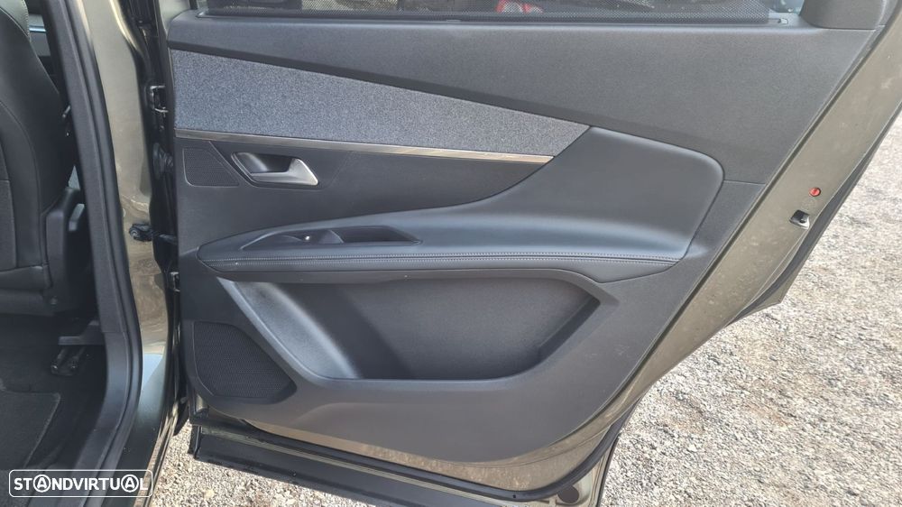 Peugeot 5008 1.5 BlueHDi Allure EAT8 - 45