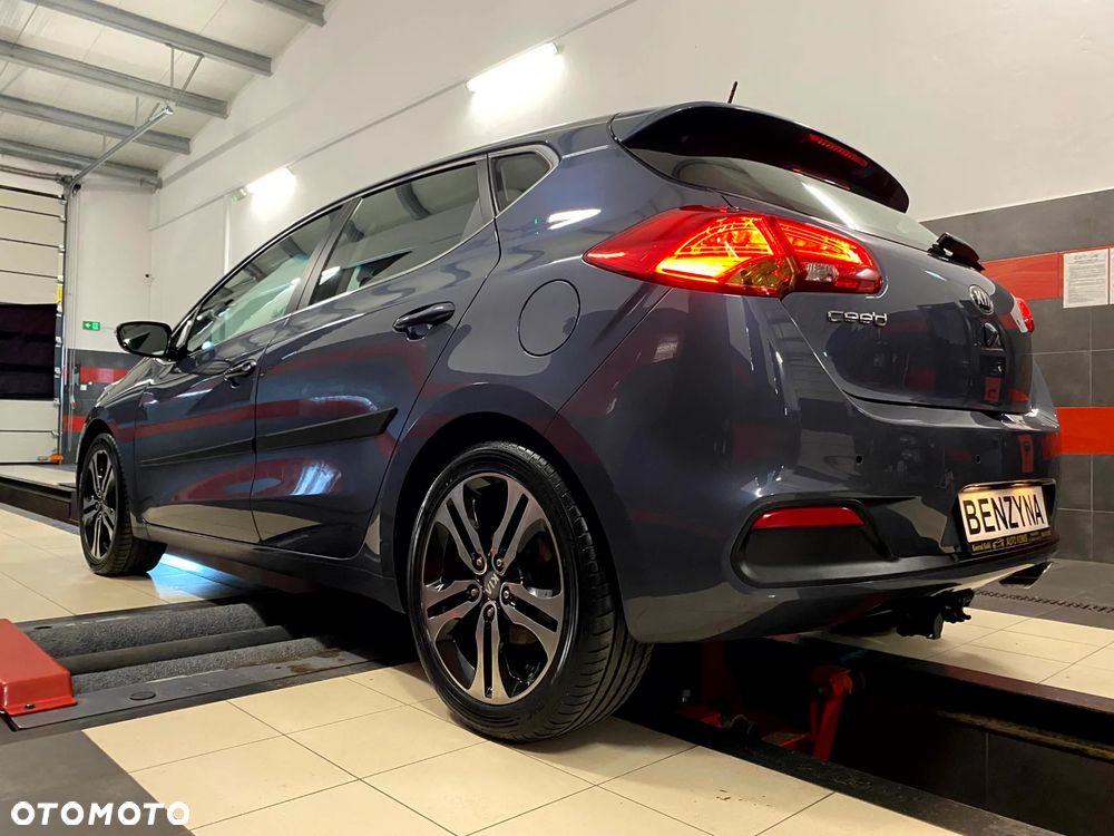 Kia Ceed 1.6 GDI XL DCT - 13