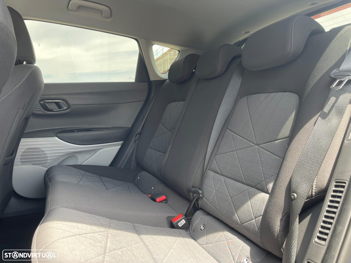Hyundai Bayon 1.0 T-GDI 48V-Hybrid DCT Prime - 8
