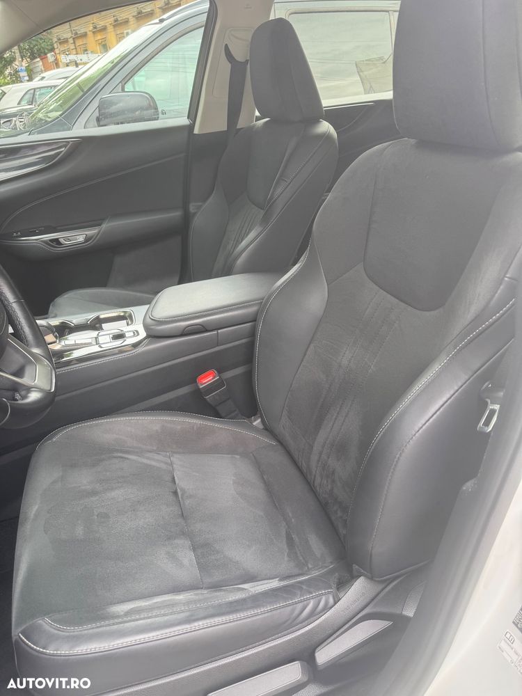 Lexus Seria NX 350h - 18