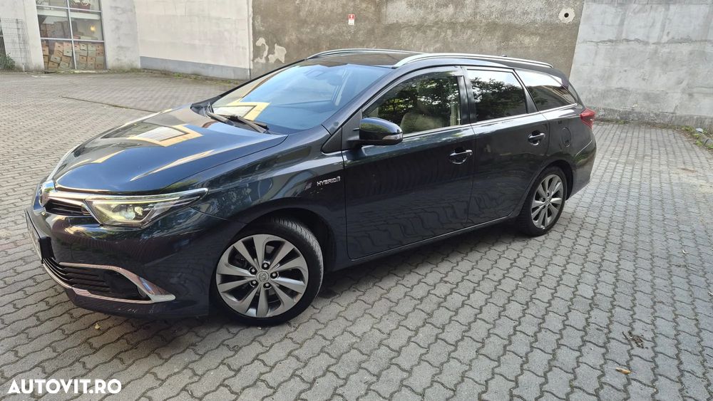Toyota Auris 1.8 L VVT-i Sol+ - 3
