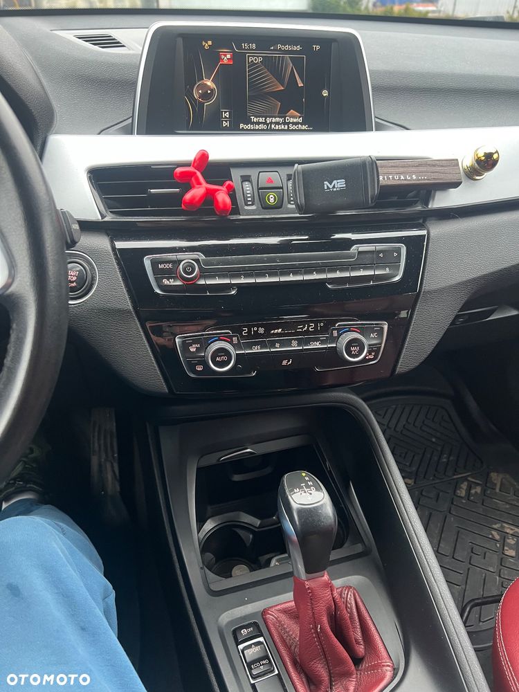 BMW X1 sDrive18d - 12