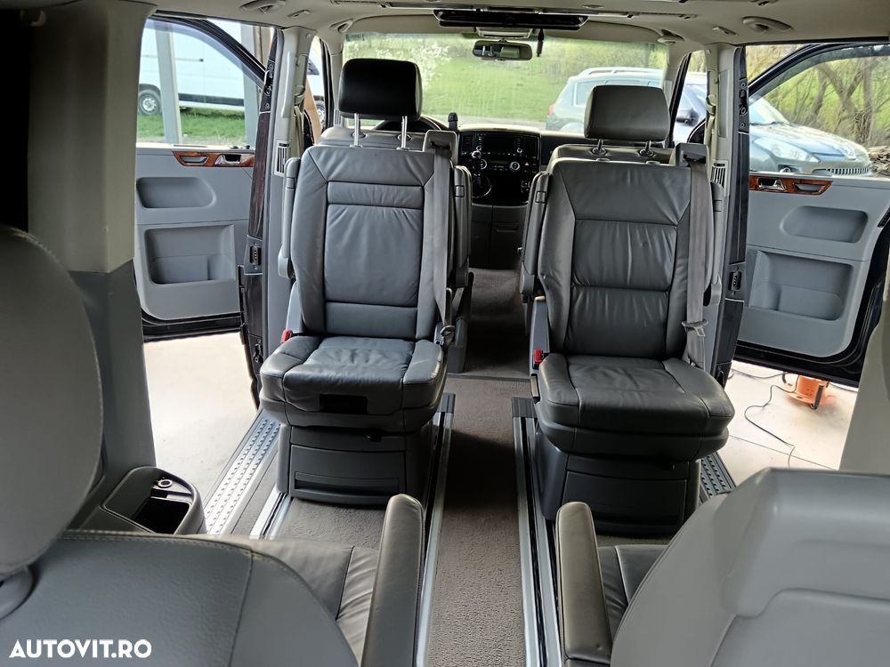 Volkswagen Transporter Multivan Highline - 17