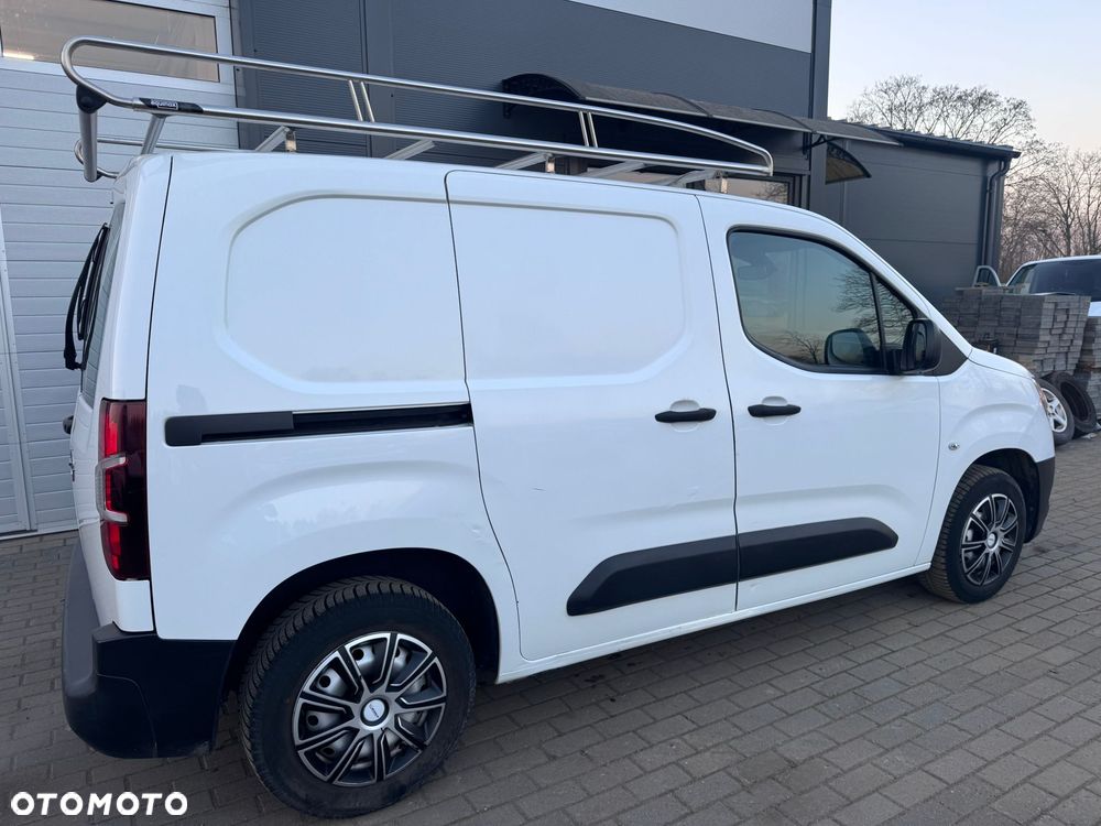 Opel Combo 1.6 CDTI - 23