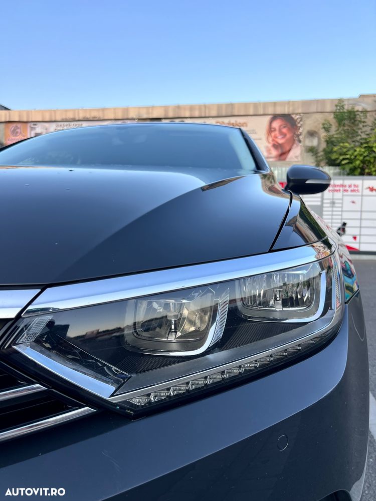 Volkswagen Passat 2.0 TDI DSG Comfortline - 18