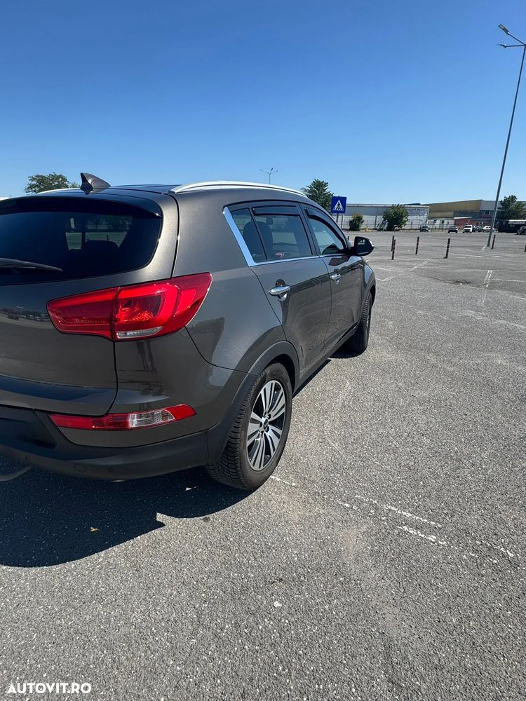 Kia Sportage 2.0 GSL MT 4x2 CLASSIC - 4