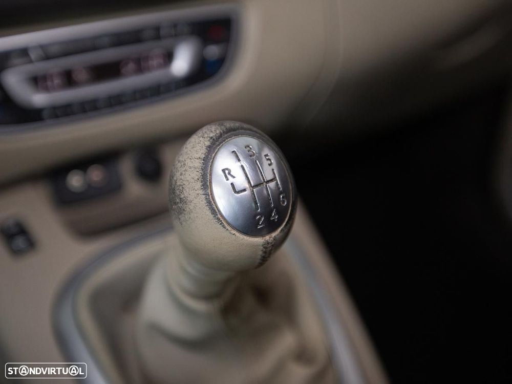 Renault Mégane Scénic - 18