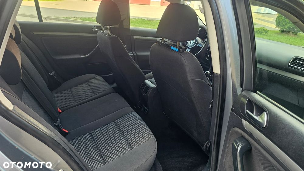 Volkswagen Golf 1.6 TDI Comfortline - 17