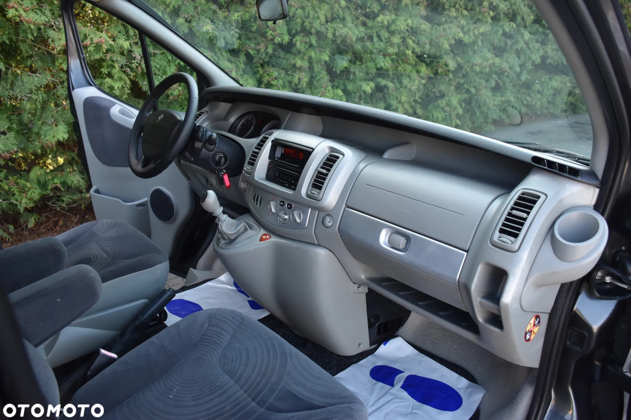 Renault Trafic 2.0 dCi 90 L1H1 - 10