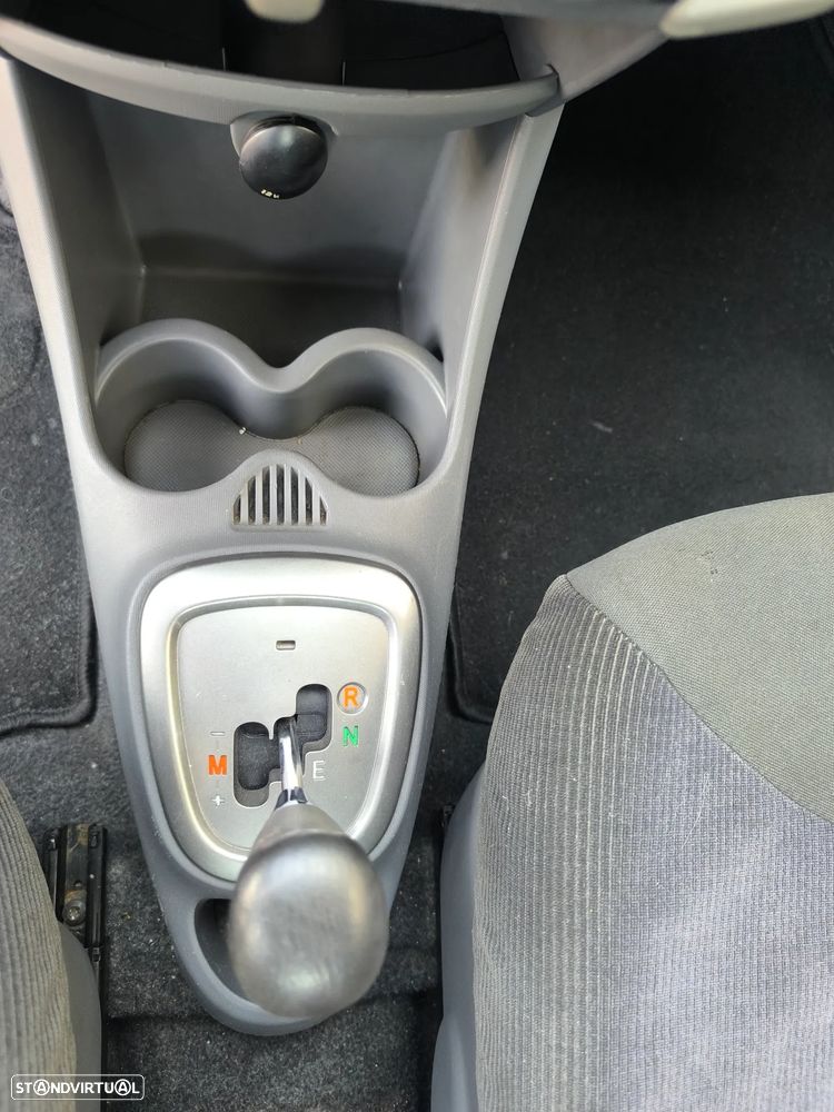 Citroën C1 1.0 Sensodrive Exclusive - 3