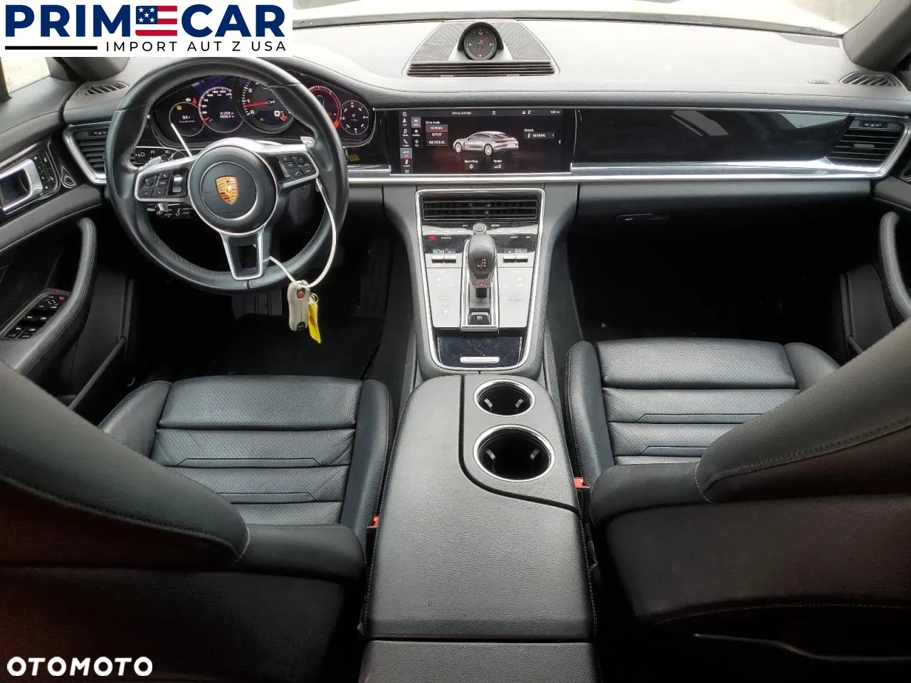 Porsche Panamera 4 - 8