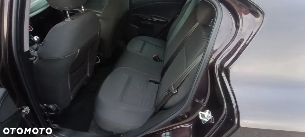 Alfa Romeo Giulietta ver-1-6-jtdm - 22