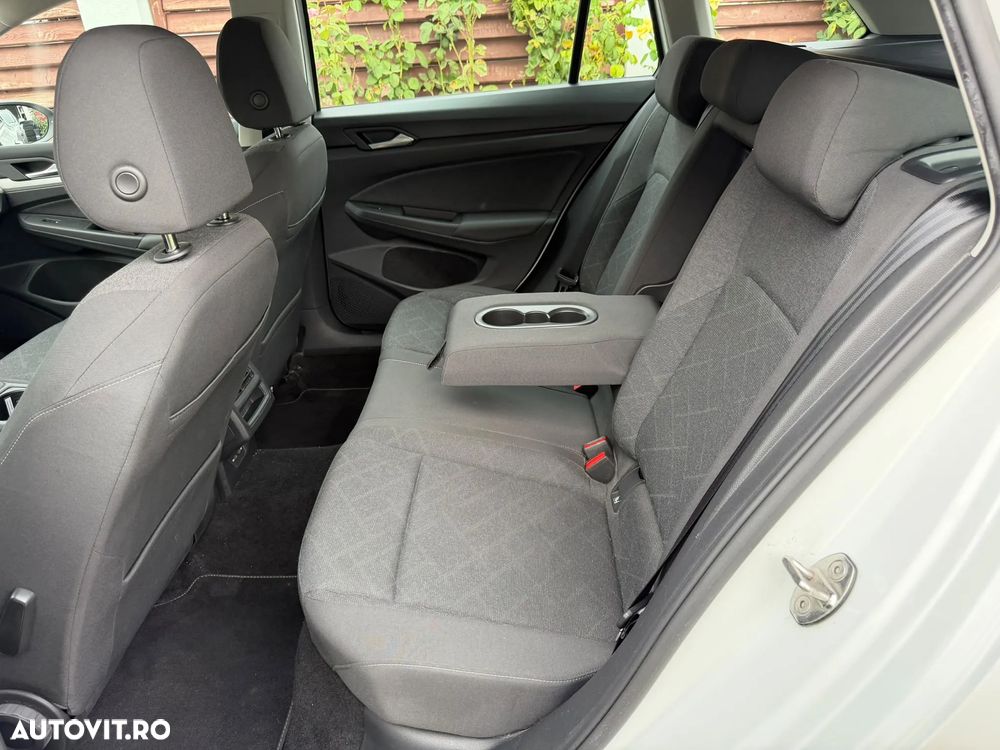 Volkswagen Golf - 17