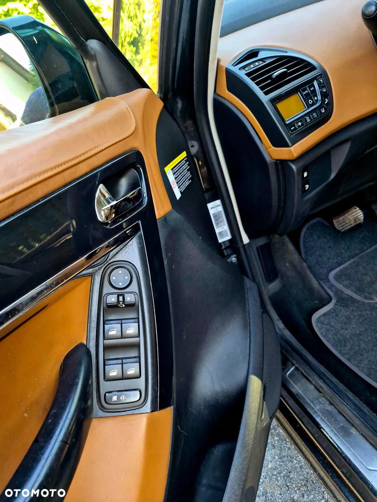 Citroën C4 Picasso - 16