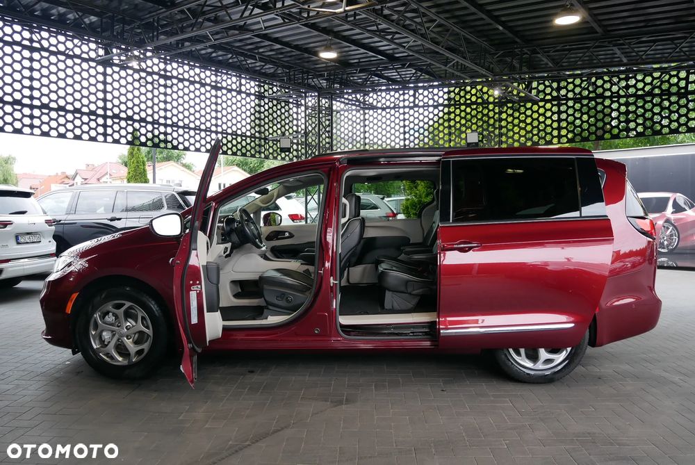 Chrysler Pacifica - 6
