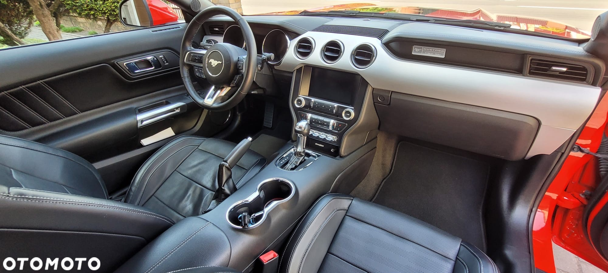 Ford Mustang 5.0 V8 GT - 12