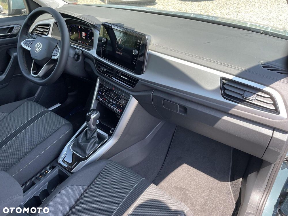 Volkswagen T-Roc - 15