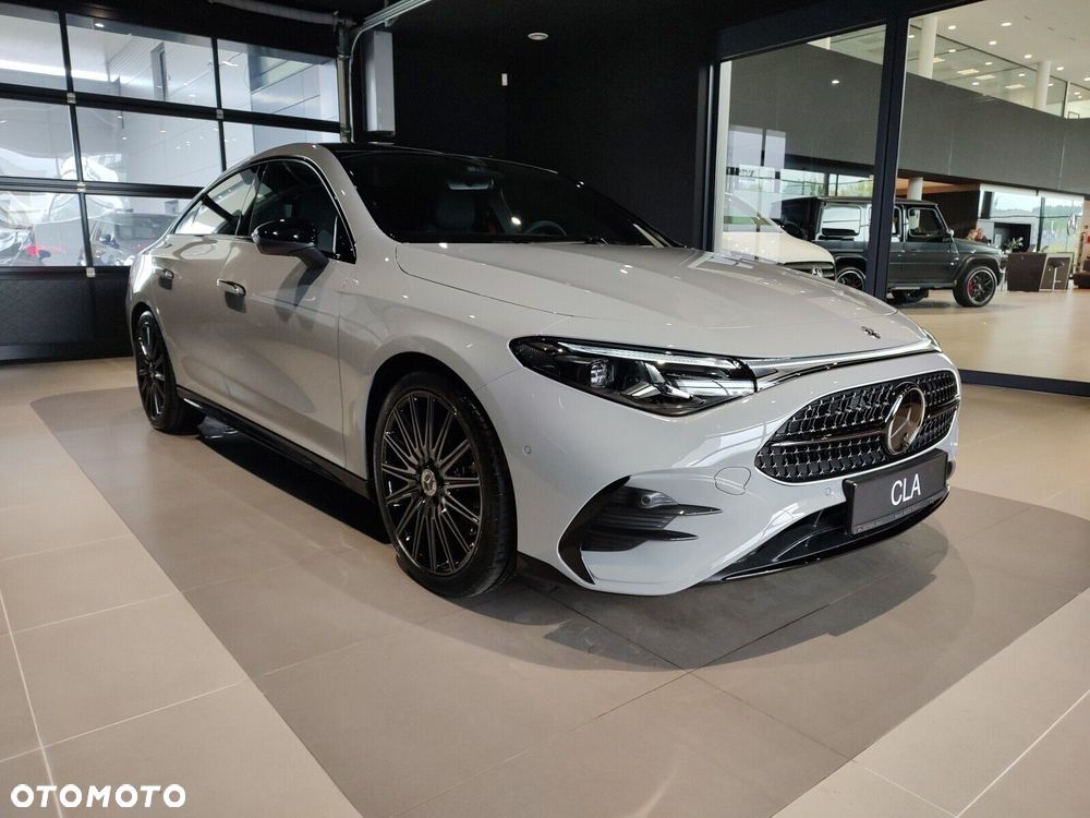 Mercedes-Benz CLA - 4