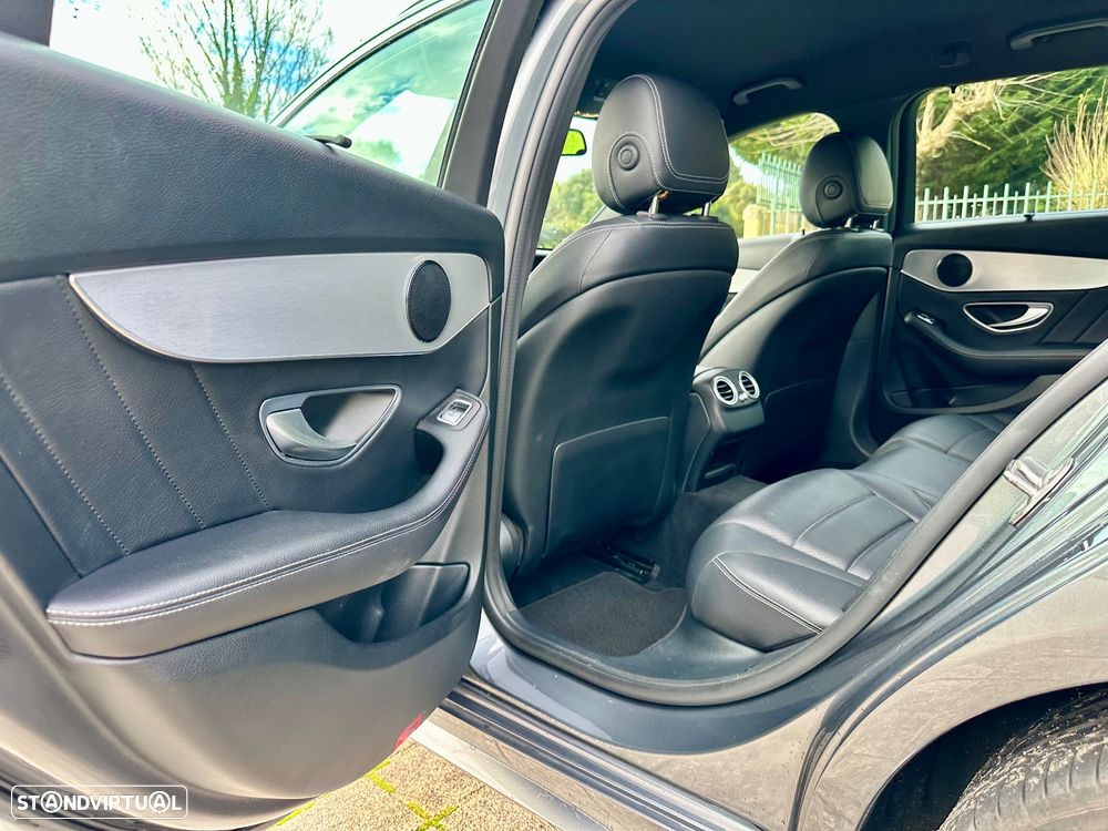 Mercedes-Benz C 220 d AMG Line - 25
