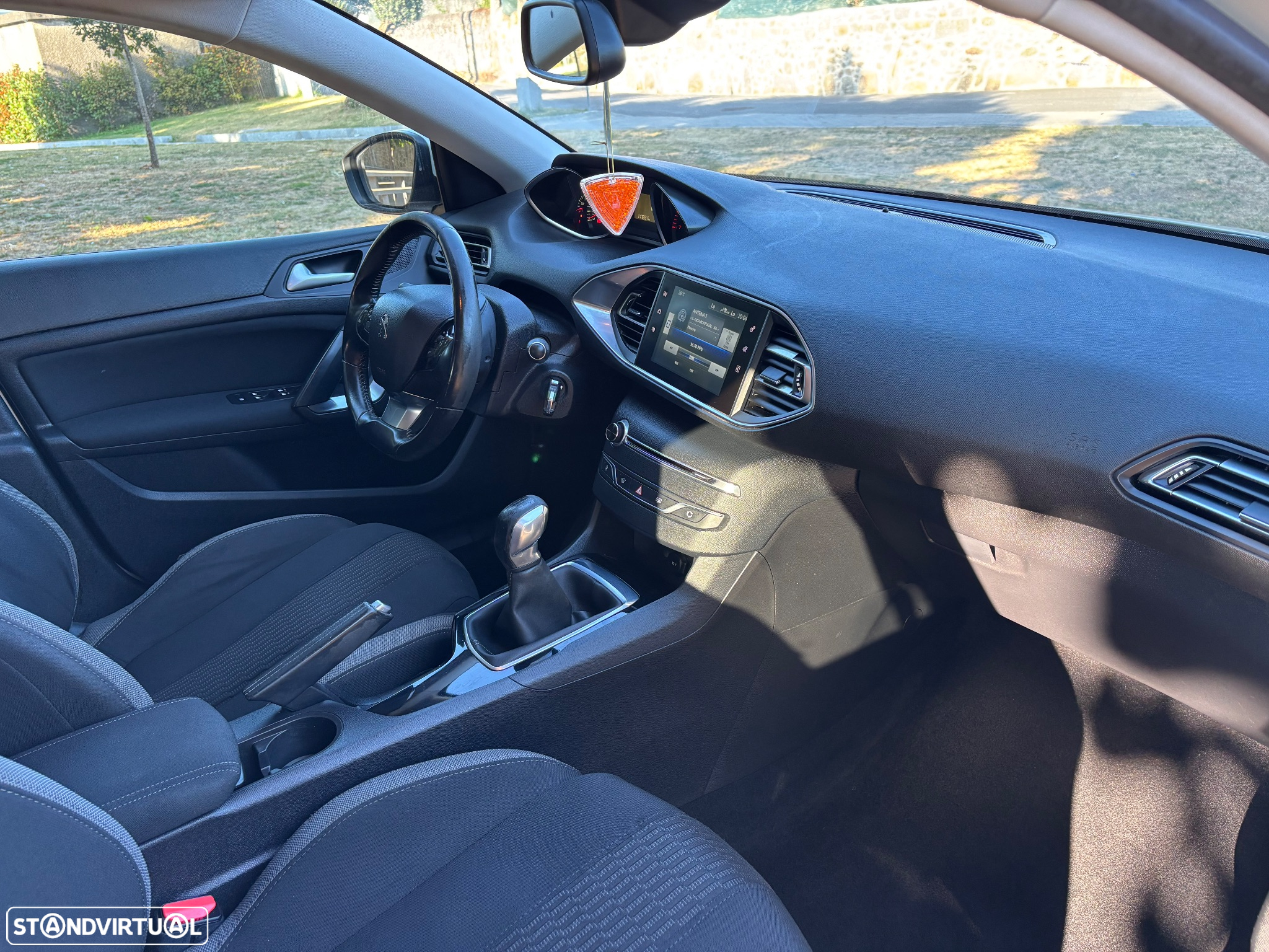 Peugeot 308 PureTech 110 Stop & Start Style - 11