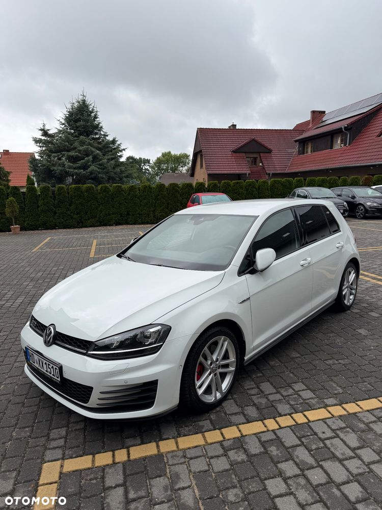 Volkswagen Golf 2.0 TDI BMT GTD - 39