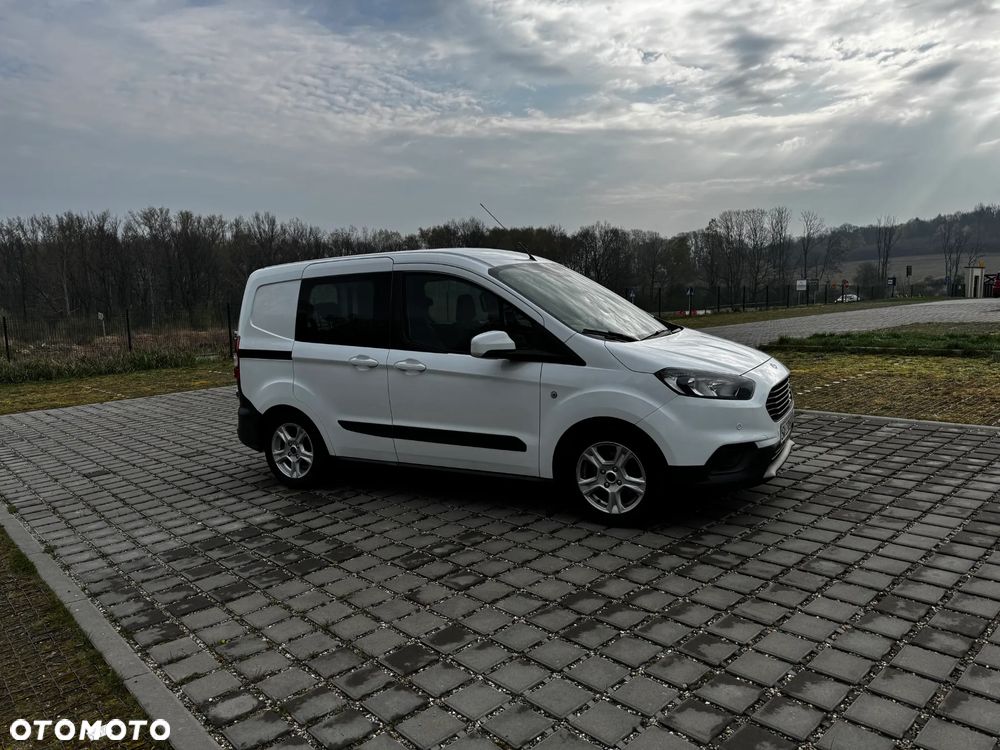 Ford Transit Courier Ambiente - 6