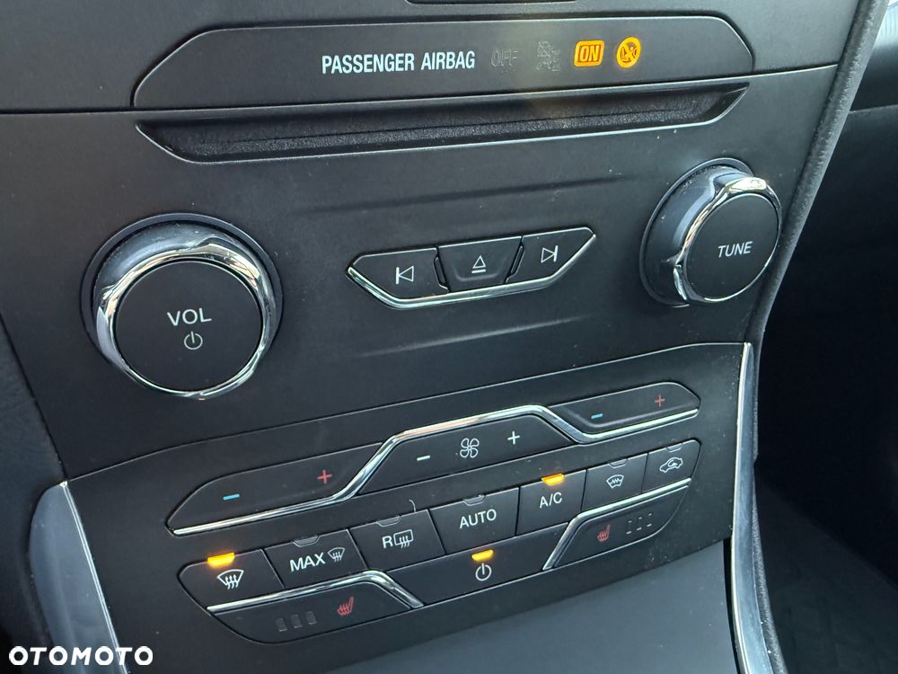 Ford S-Max 2.0 EcoBlue Titanium - 20