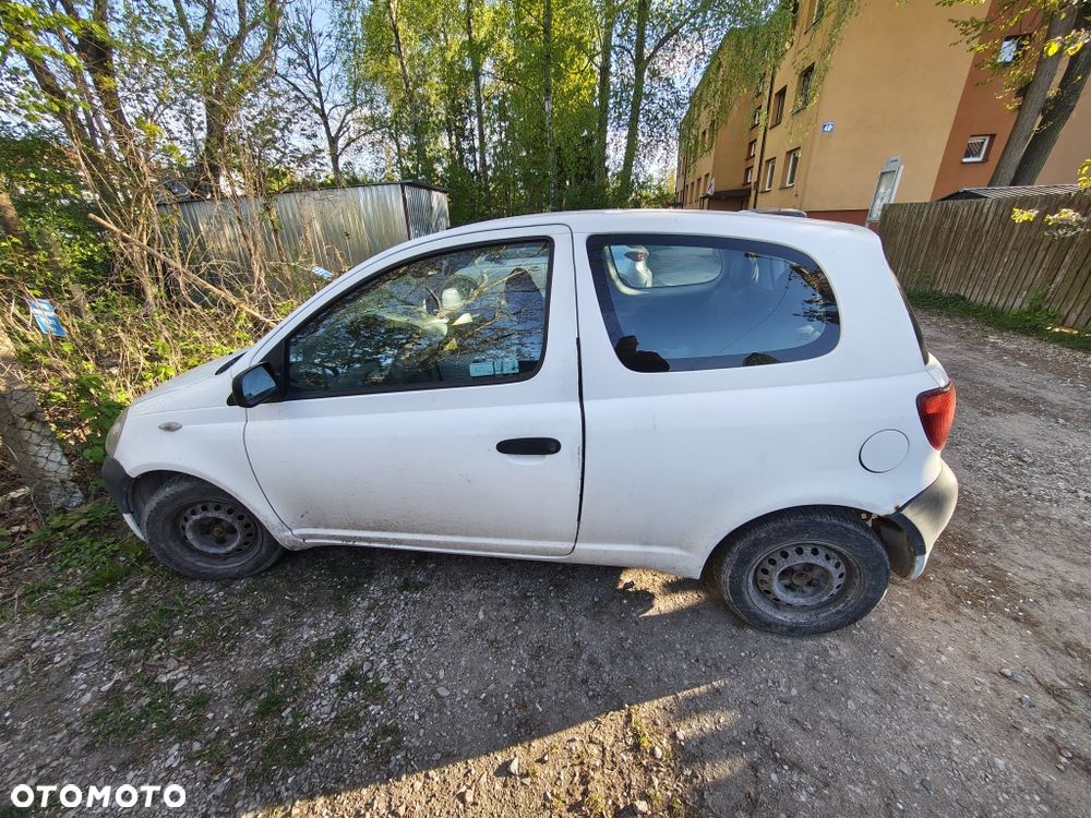 Toyota Yaris - 3