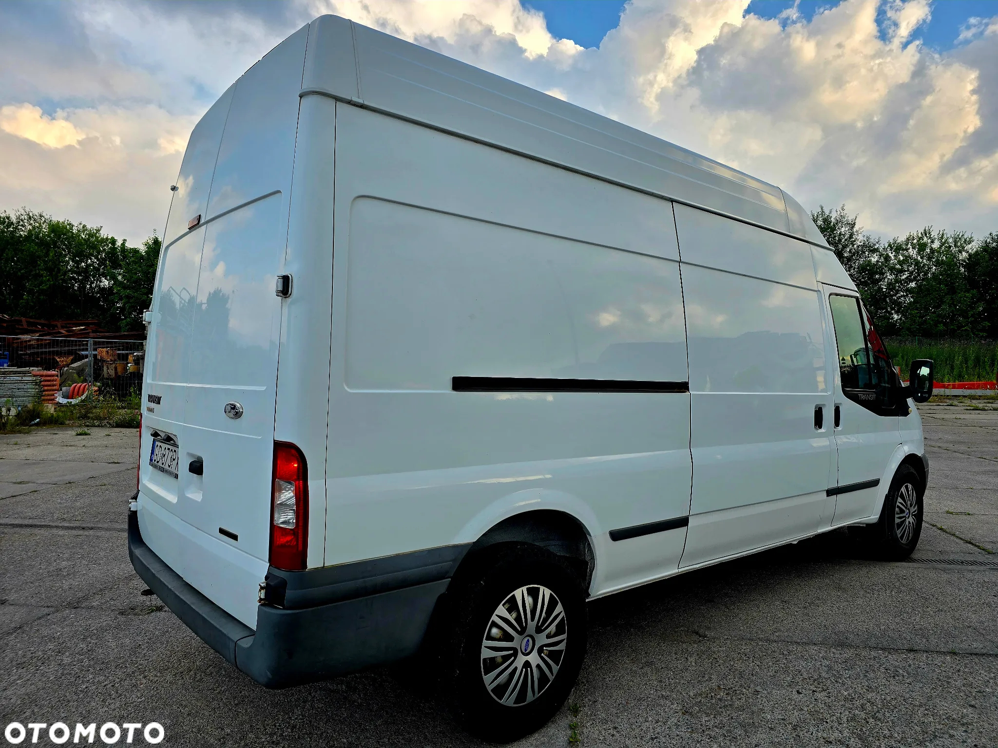 Ford Transit - 4