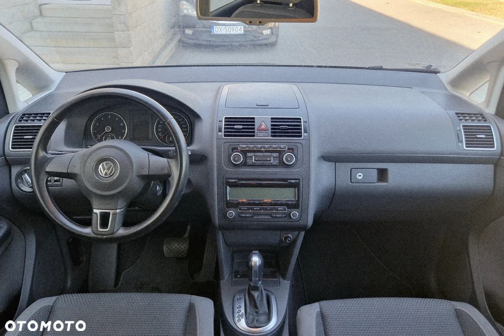 Volkswagen Touran 1.4 TSI Comfortline DSG - 8