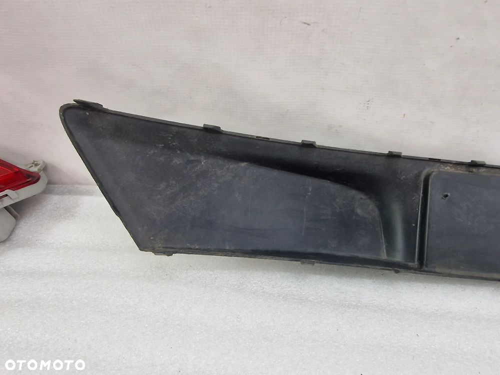 OPEL CORSA D LIFT 11-14 LISTWA ŚRODKOWA I KRATKA ZDERZAKA , NR 13286039 , NR AUKCJI KR522 - 9