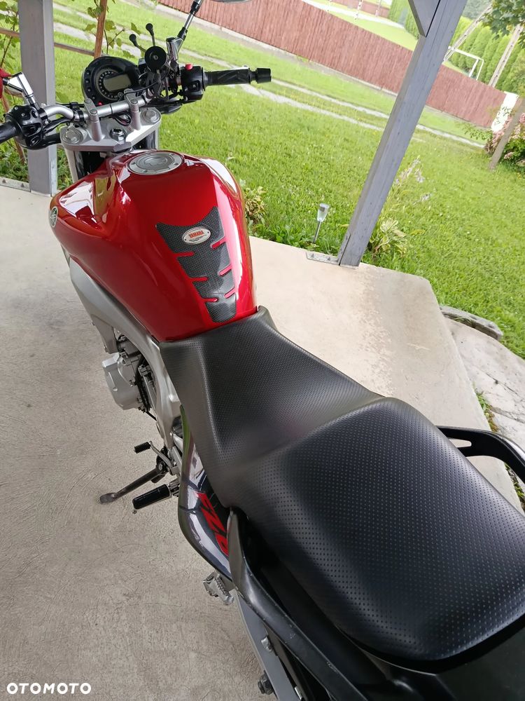 Yamaha FZ6 - 15