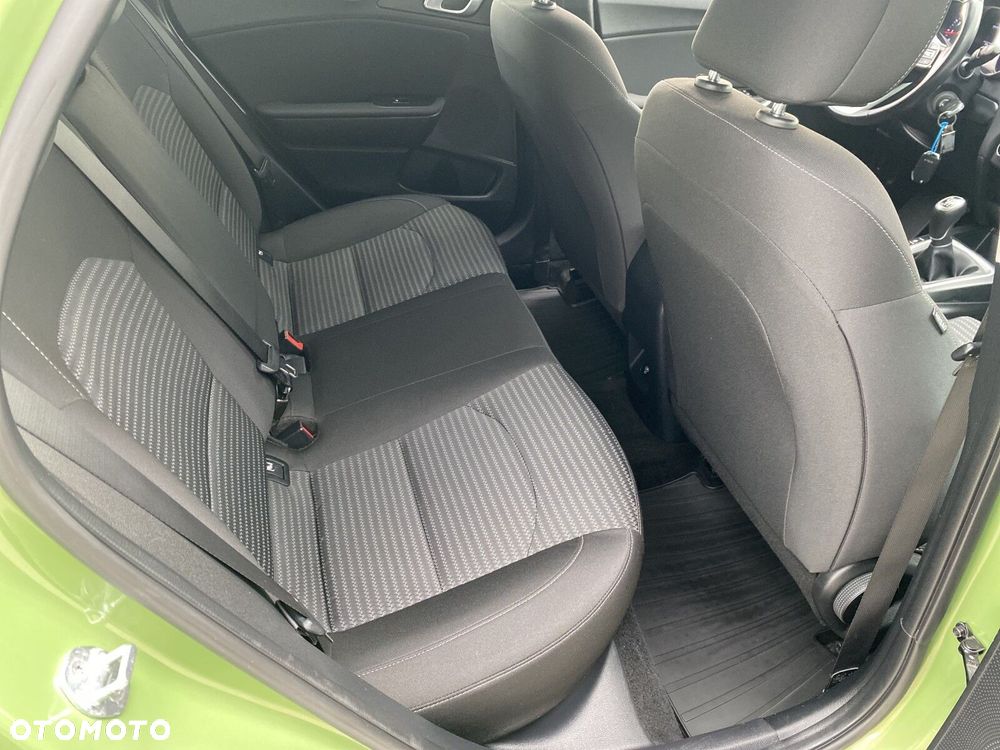 Kia XCeed - 14
