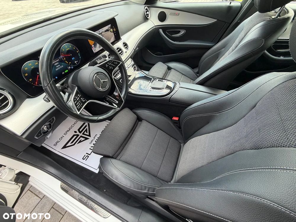 Mercedes-Benz Klasa E 300 de 4Matic 9G-TRONIC Avantgarde - 22