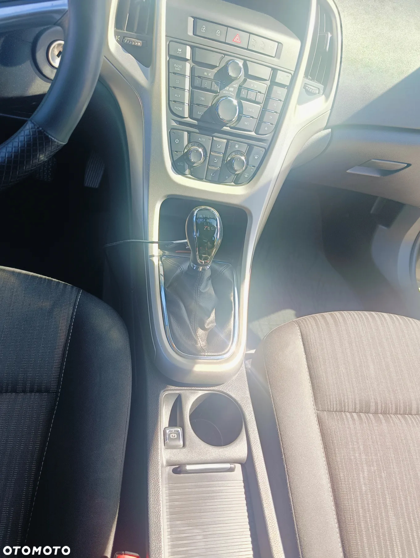Opel Astra IV 1.4 T Cosmo - 2