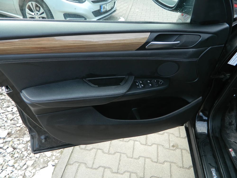 BMW X3 xDrive28i - 9