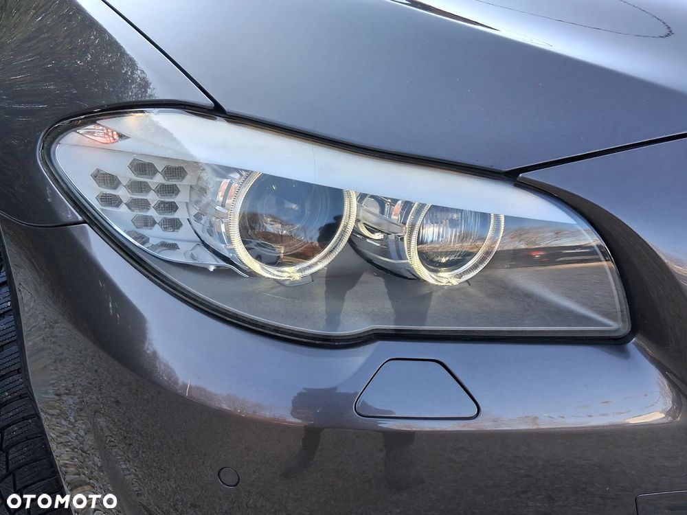 BMW Seria 5 520d Touring Sport-Aut - 30