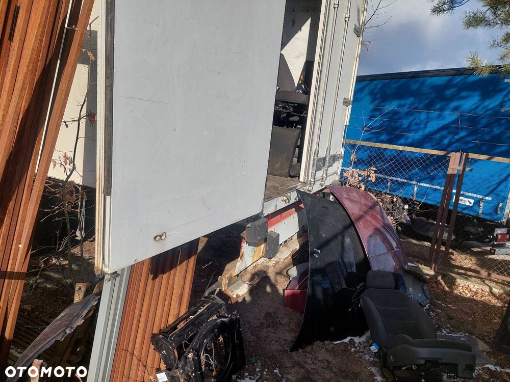 OPARCIE FOTEL TYŁ Z AUDI A4 B8 SEDAN - 2