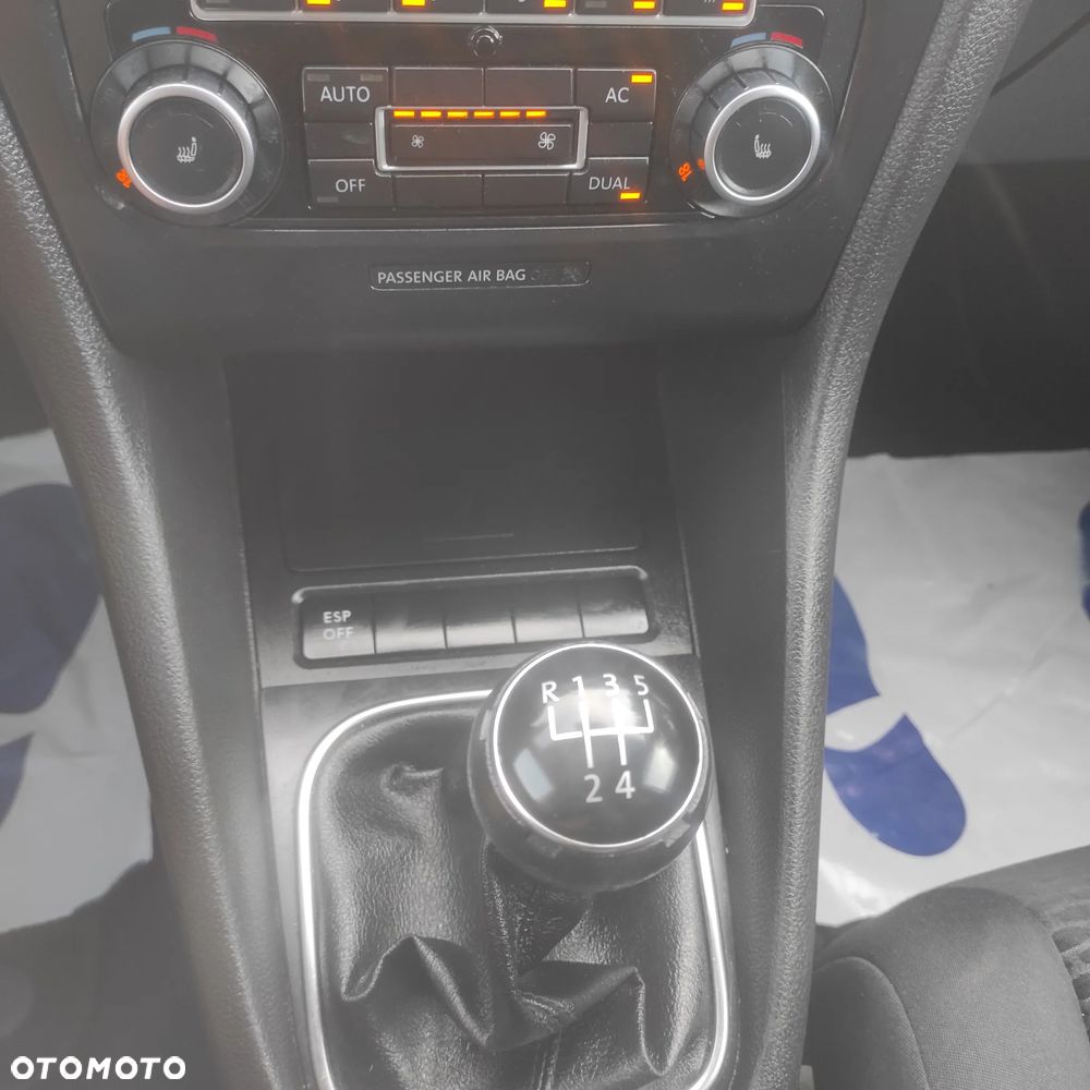 Volkswagen Golf - 18