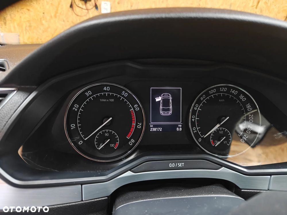 Skoda Superb 2.0 TSI 4x4 Style DSG - 9