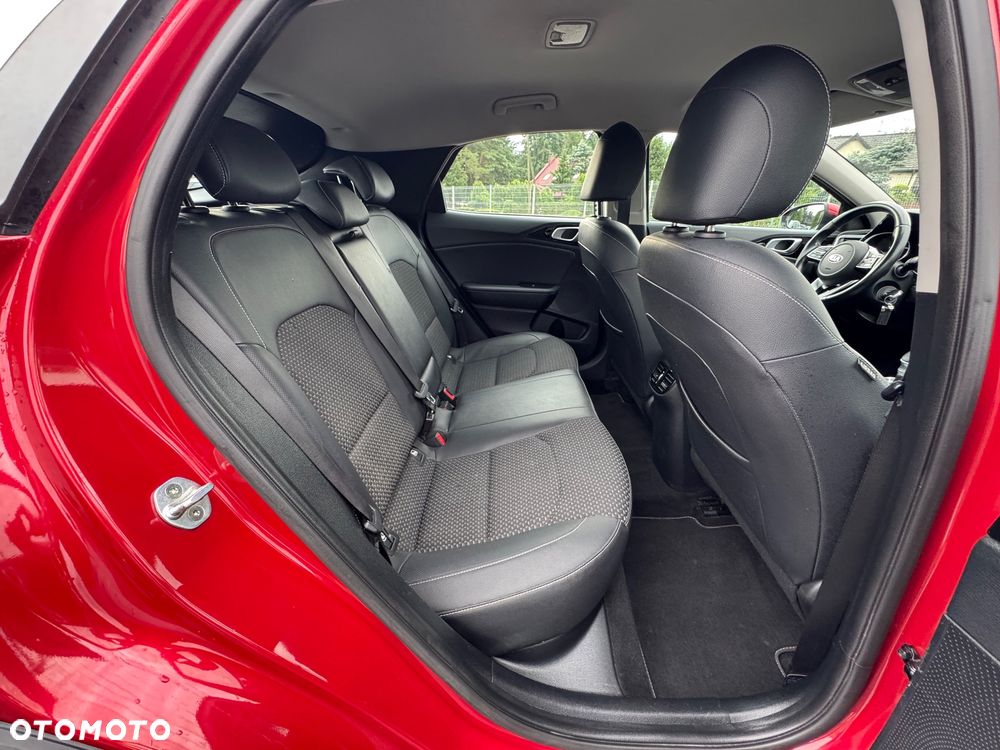 Kia XCeed - 21