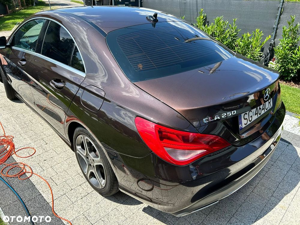 Mercedes-Benz CLA 250 7G-DCT - 6