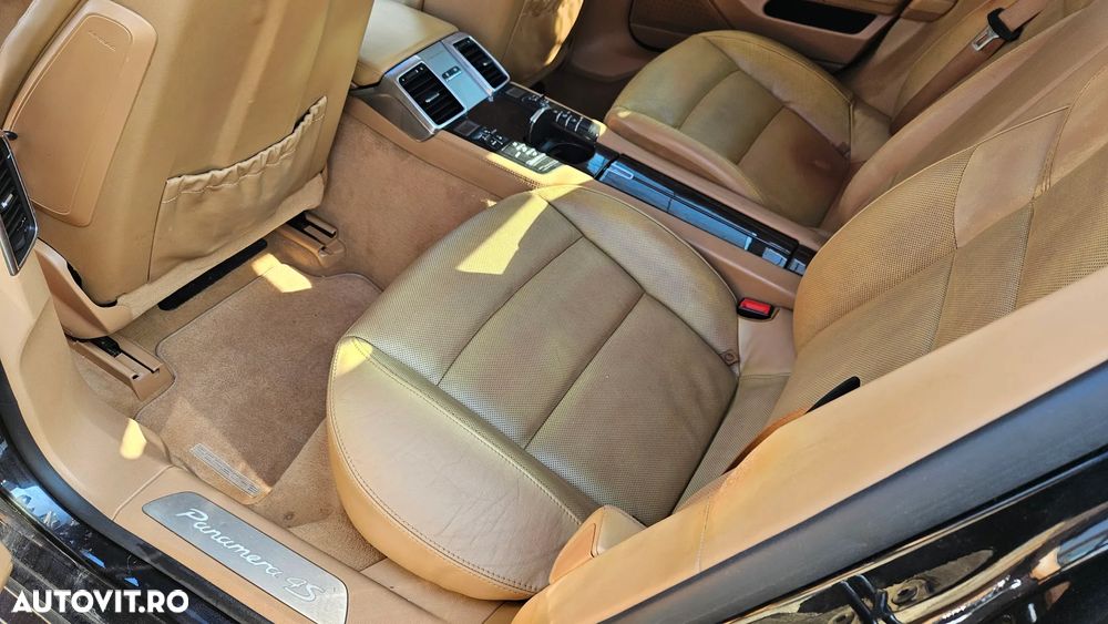 Porsche Panamera - 10