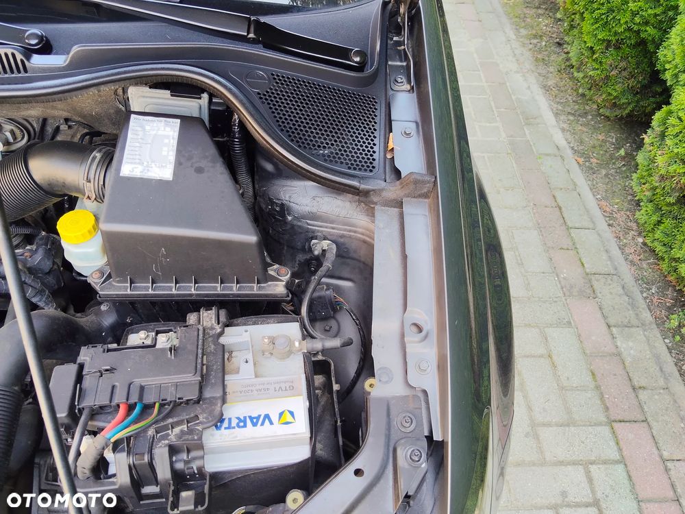 Volkswagen Polo 1.2 Comfortline - 26