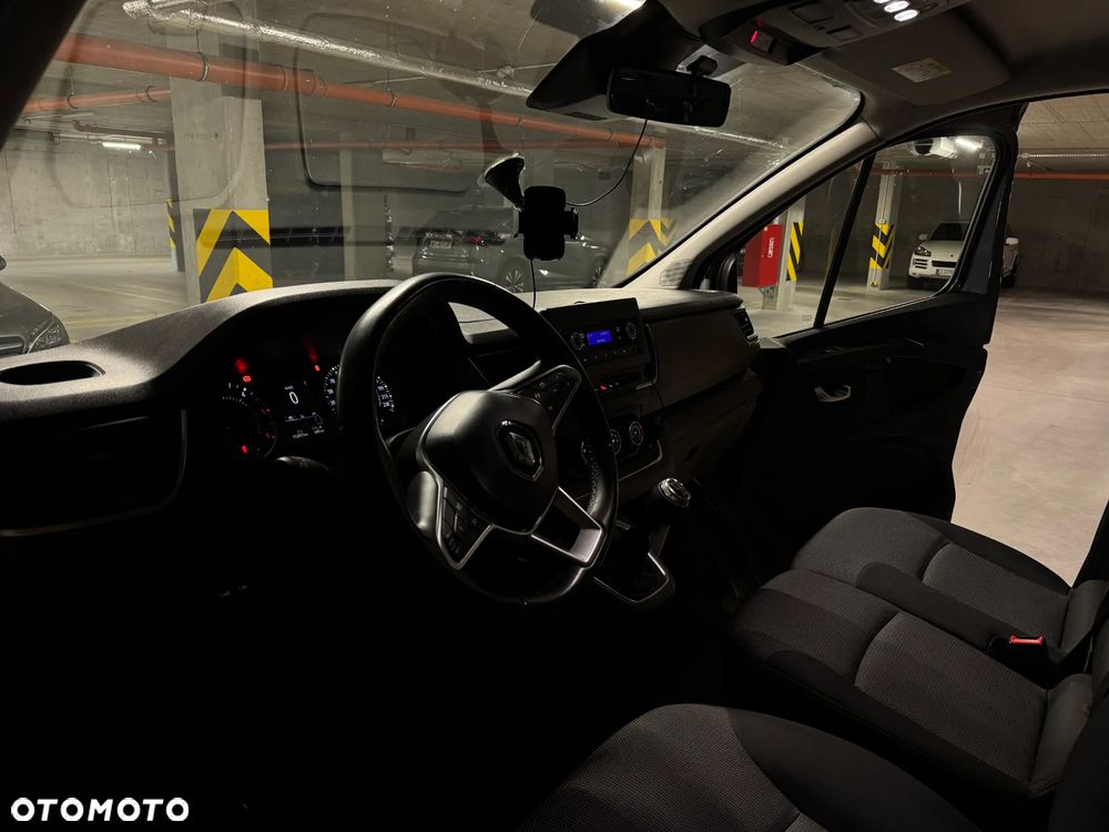 Renault Trafic - 13