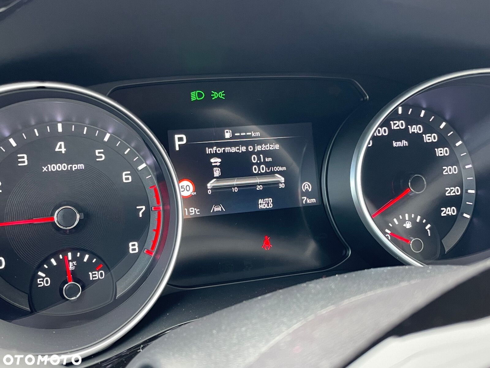 Kia XCeed 1.6 T-GDI Tribute DCT - 29